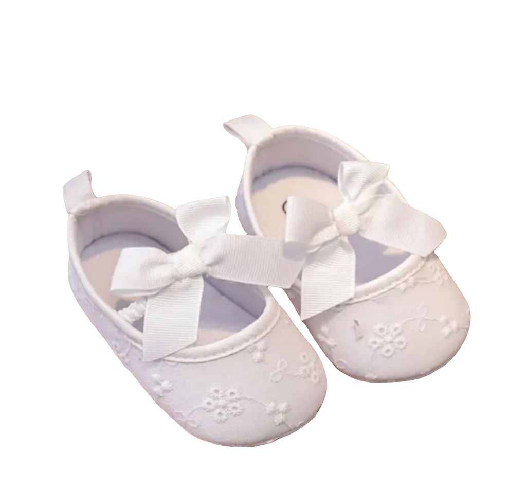 Set: Shirt met short van broderie met kant (te combineren met de broderie schoentjes)