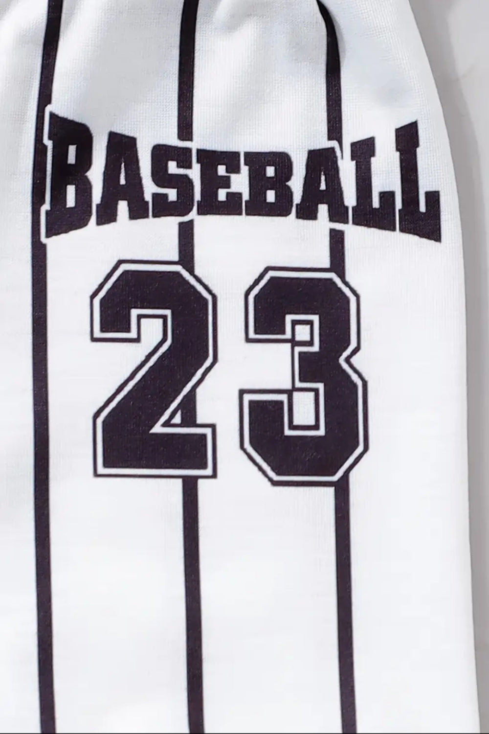 Baseball Shirt met short "23" wit met blauw