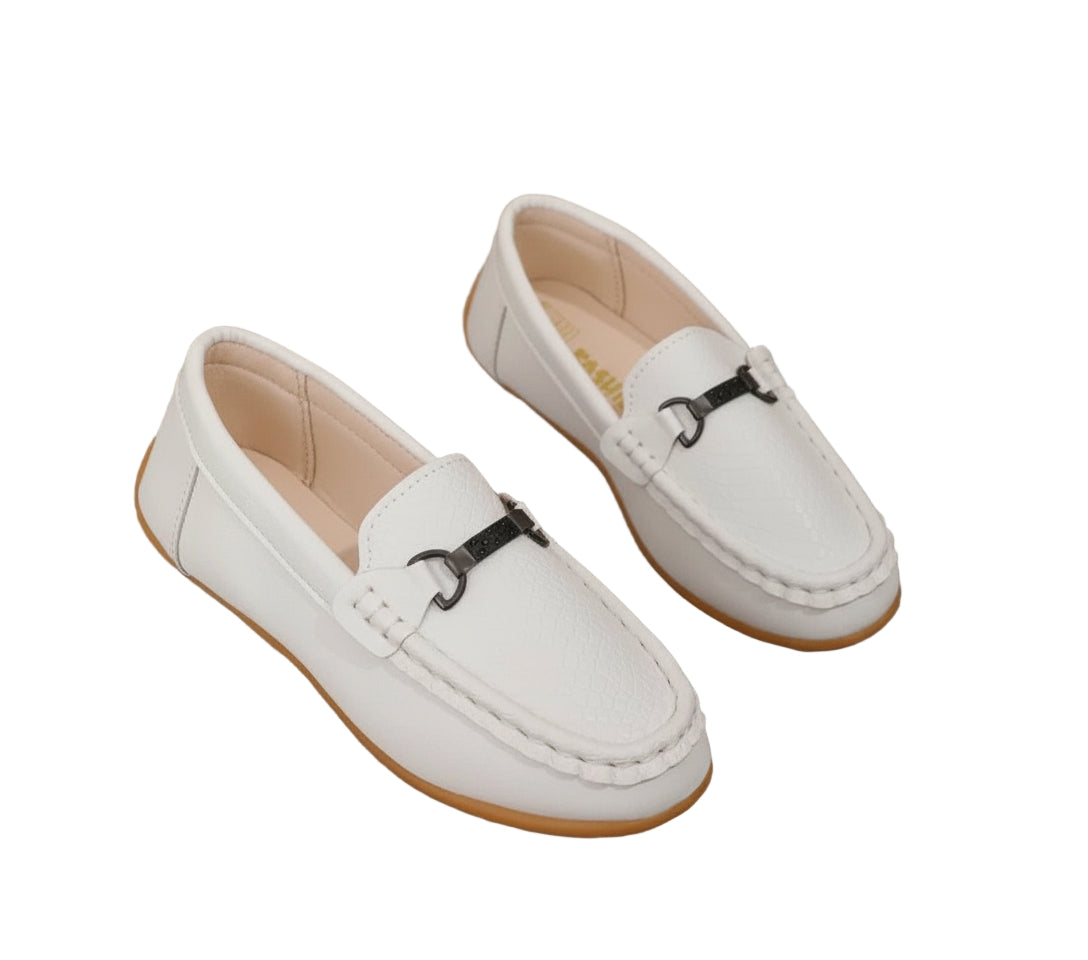 instapper zwart of wit met gesp op bovenkant