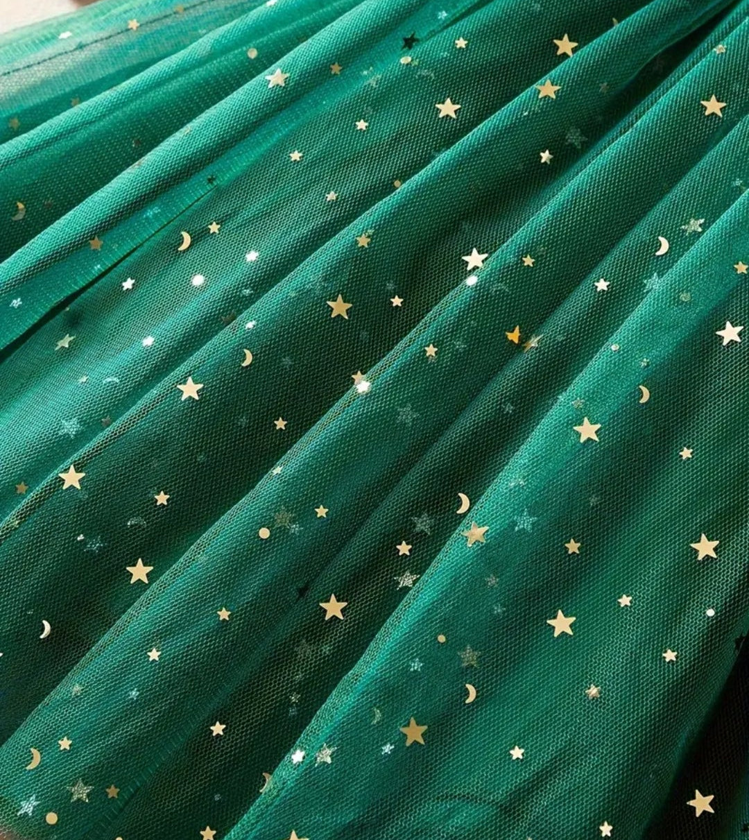 Kerstjurk velours groen met tule rok.