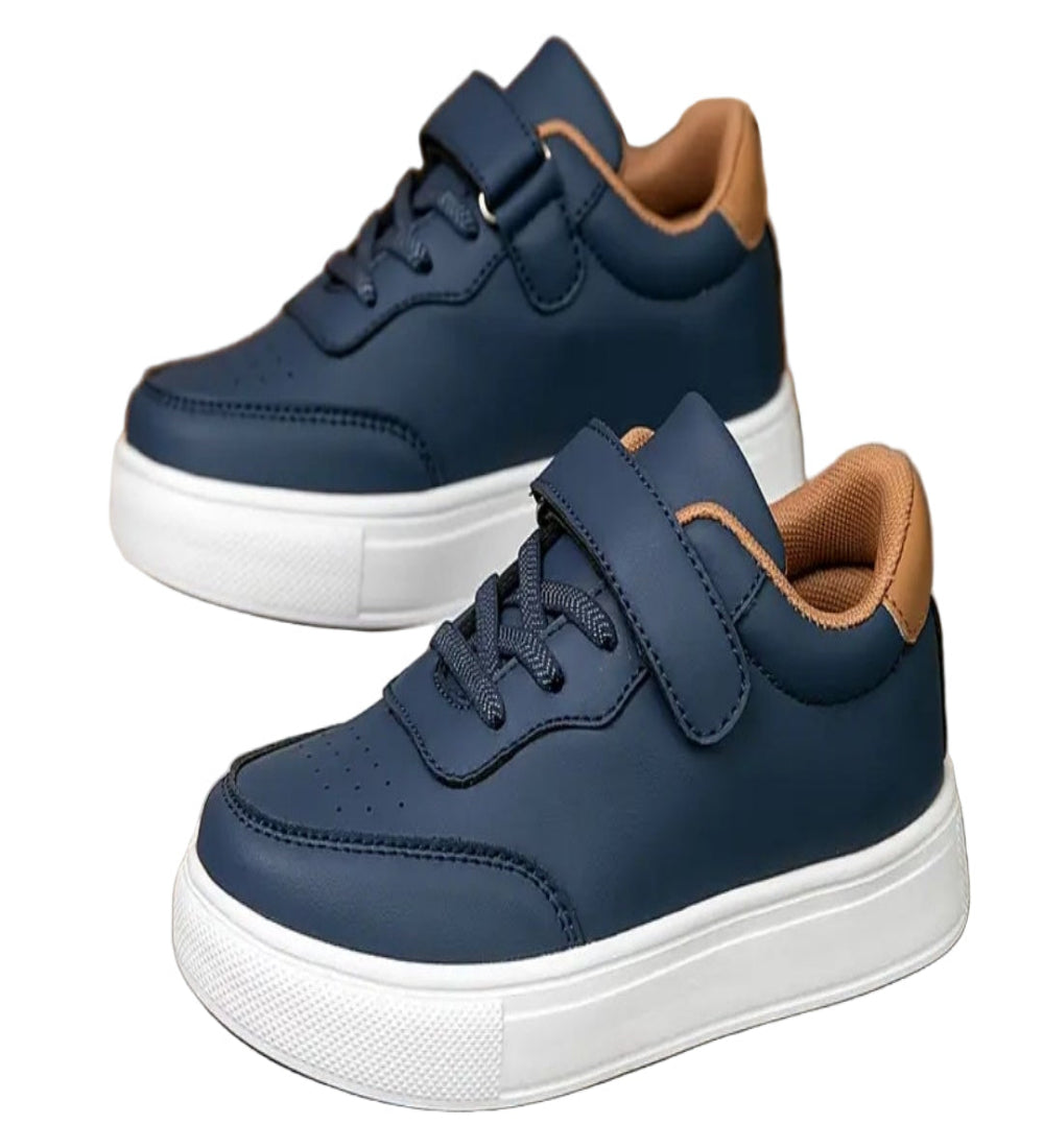 sneaker blauw met klittenbandsluiting