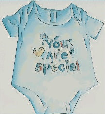 Rompers van  (biologisch) katoen en zachte viscose of zachte polyester 