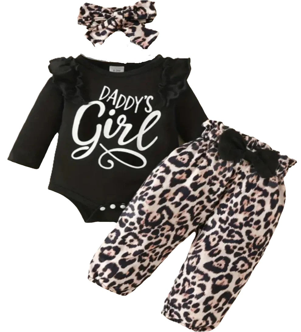 Body zwart "DADDY'S GIRL" met pantalon in panterprint