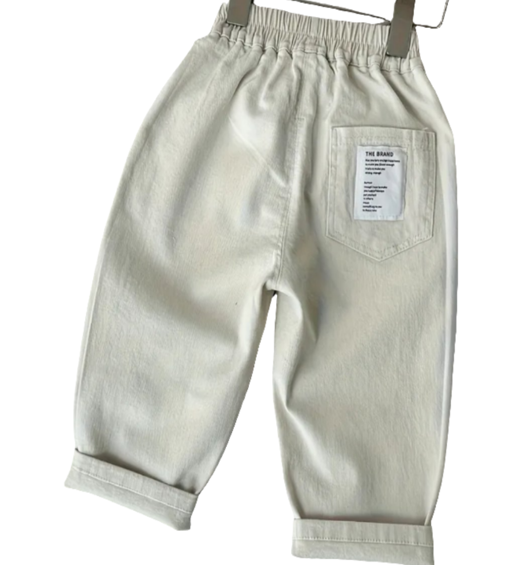 pantalon kaki of beige