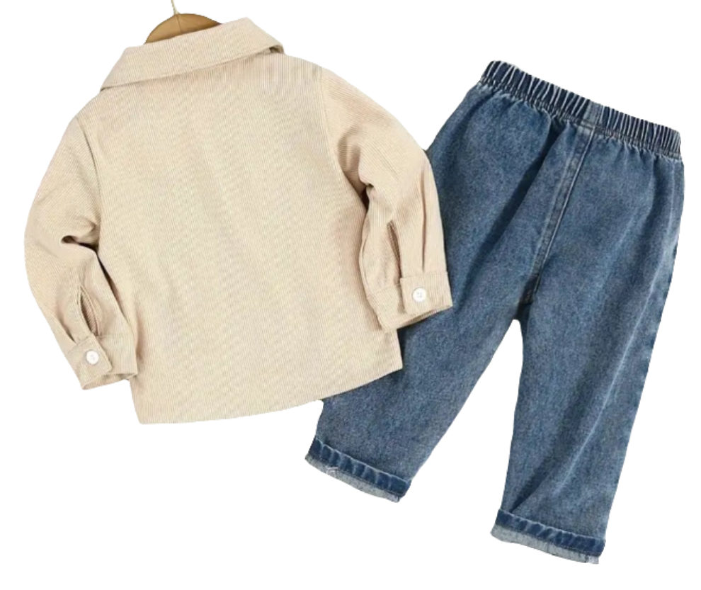 Overhemd beige in fijne rib en jeans met elastische tailleband