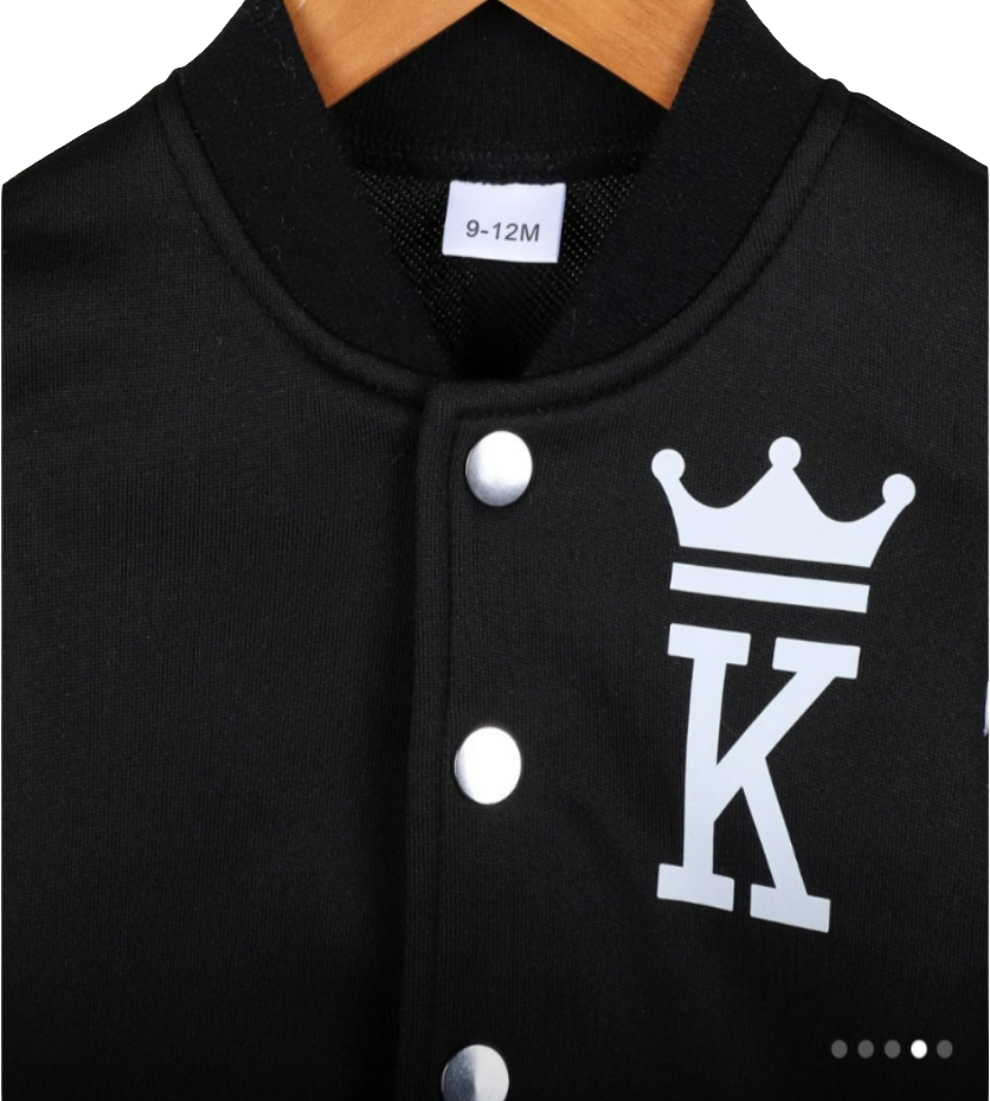 Joggingpak zwart met letter K op jack en broek