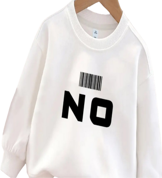 witte sweater met zwarte tekst. Voorzijde No en achtetzijde Yes 