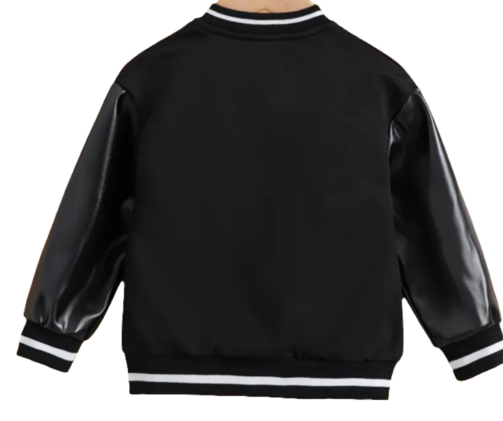 Baseballjack"B" met pu leren accenten