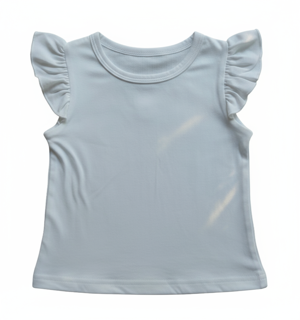 shirt wit met ruches op de schouders ( leuk te combineren met de shorts)