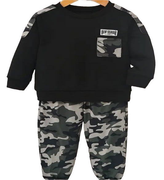 Sweater en broek combat look