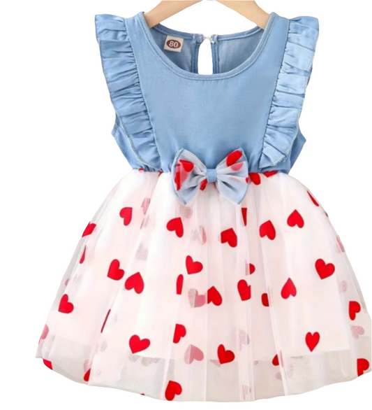 Denim jurkje met witte tule rok met hartjes