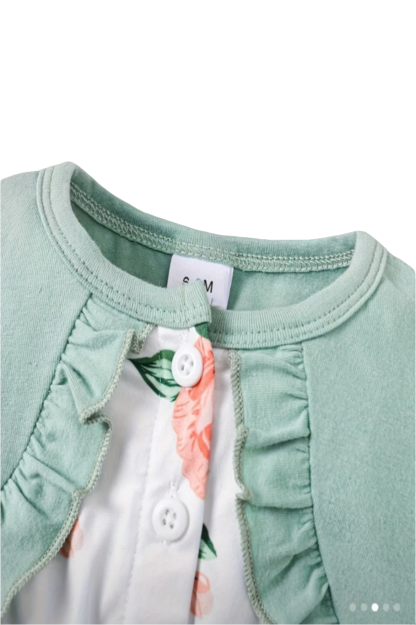 Jurkje wit met bloemen met vast groen vestje en haarband.