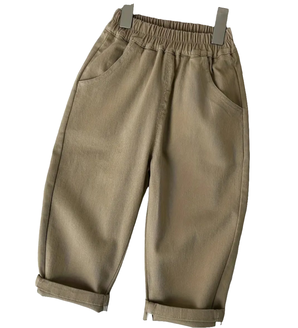 pantalon kaki of beige