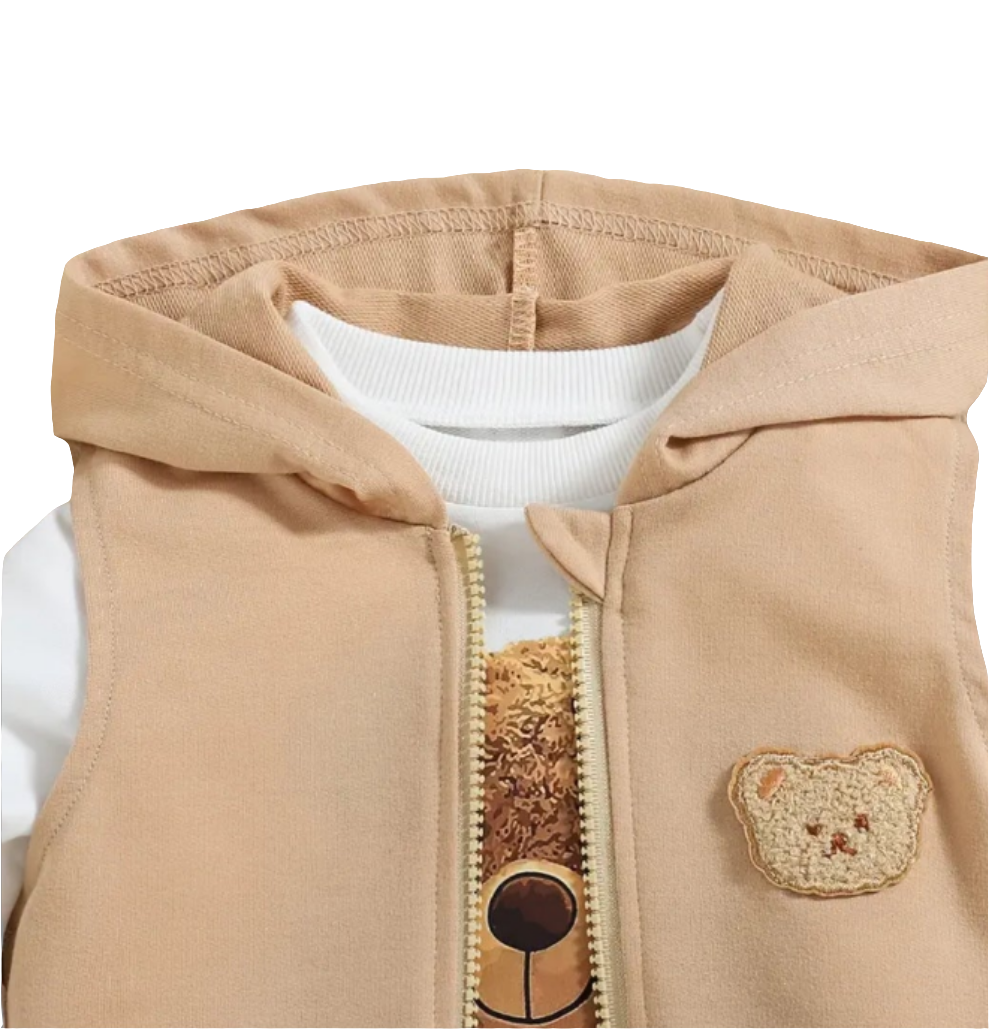 Vest en joggingbroek in beige met witte sweater met beertje