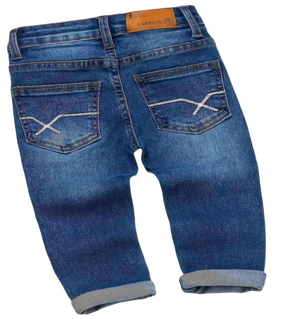 Denim jeans donker regular fit model. Mooi gesneden model met twee achterzakken met sierstiksels
