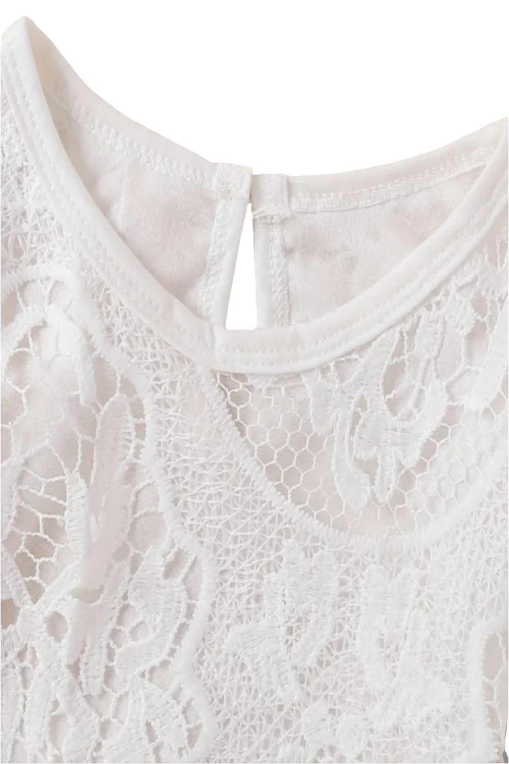 jeans met wit kanten romper met lange mouwen en jeans met kant (te combineren met de broderie schoentjes)