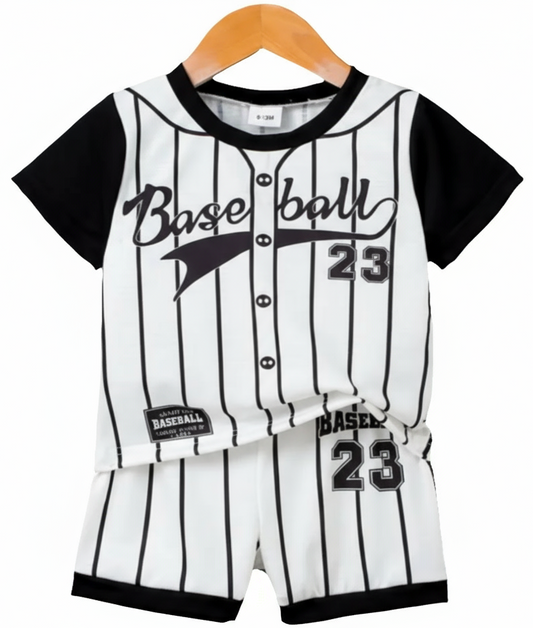 Baseball Shirt met short "23" wit met blauw