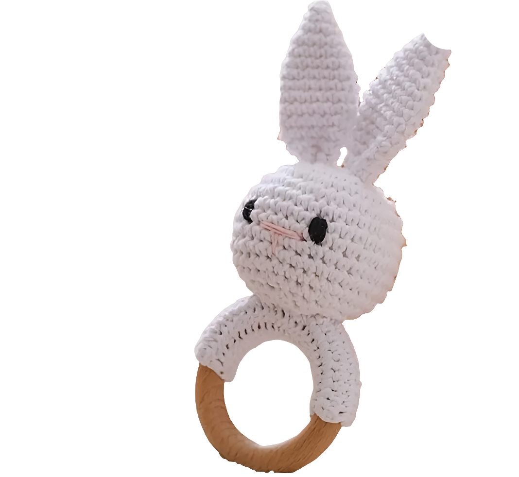 Houten handgemaakt konijn rammelaar ( 3 soorten)