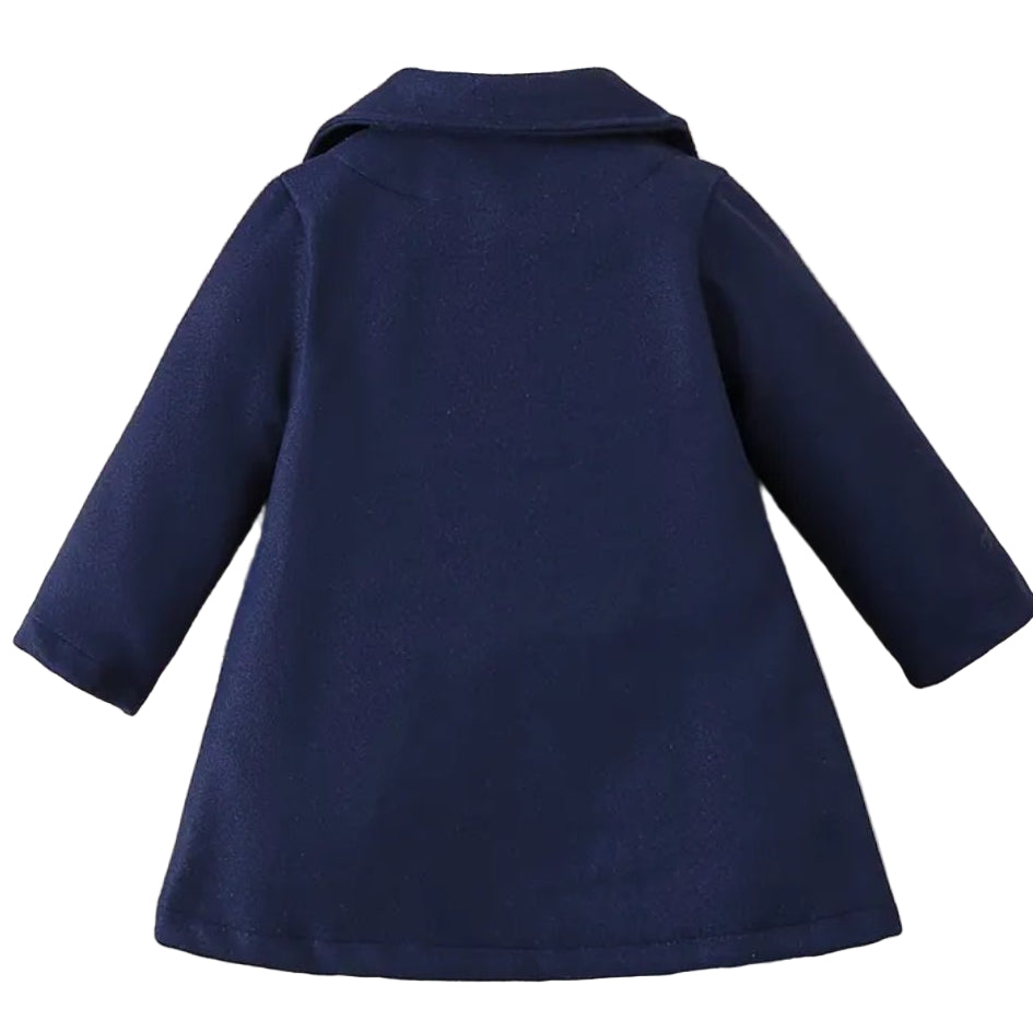 jas marineblauw in wijdvallend model. Ook in rood leverbaar.