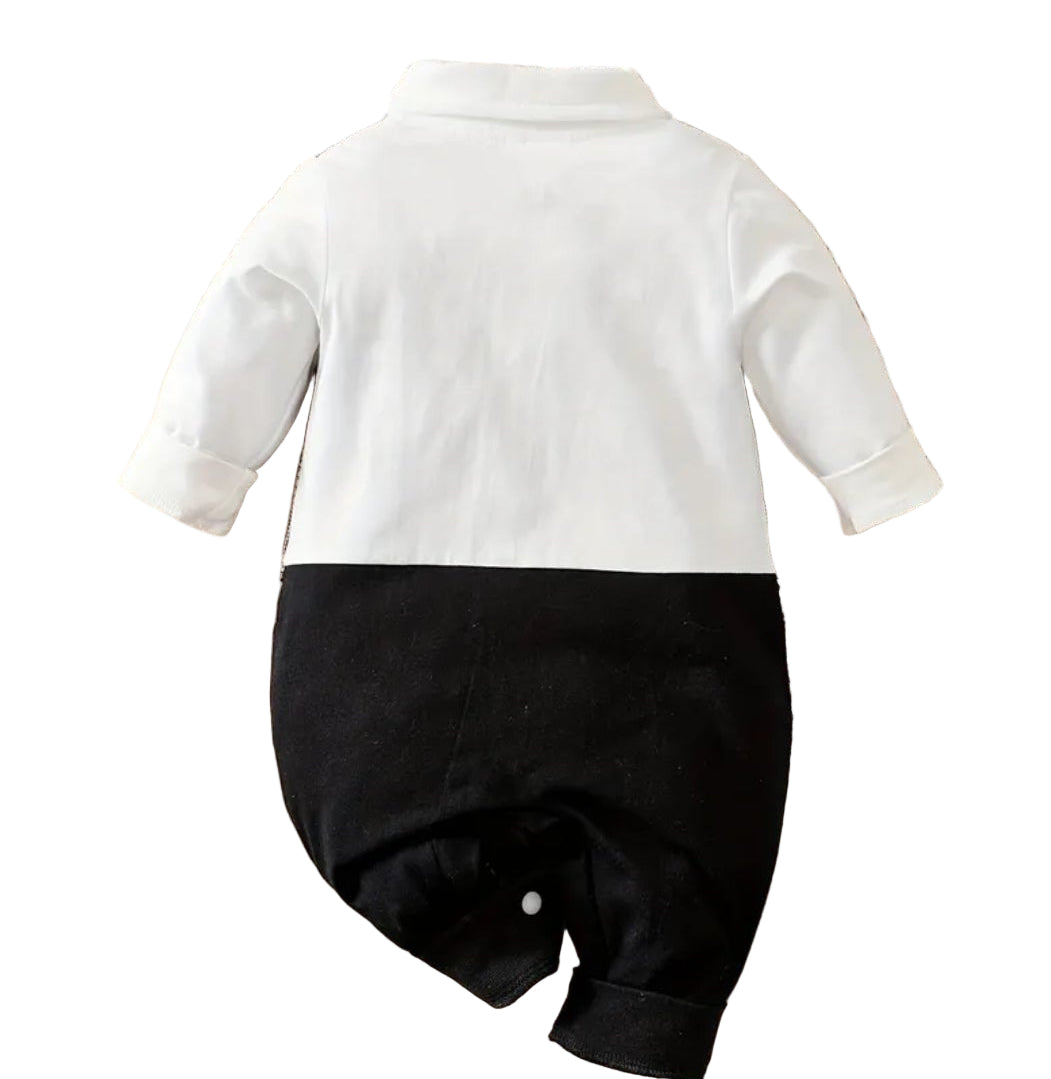 Boxpak: Gilet met klein zwart ruitpatroon en zwarte vlinderdas