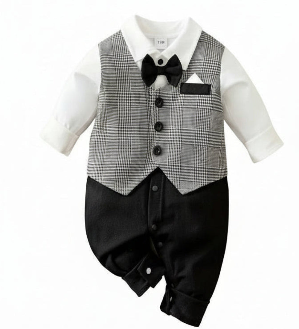 Boxpak: Gilet met klein zwart ruitpatroon en zwarte vlinderdas