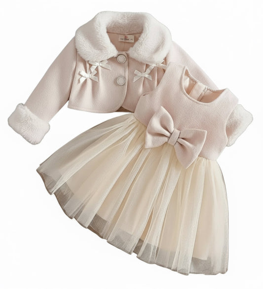 jurk beige met tule rok en bijpassende jas