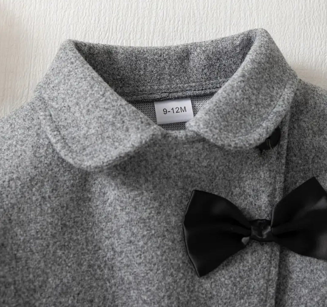 Jurk met jasje en baret. Speciaal voor de Herfst en winter.