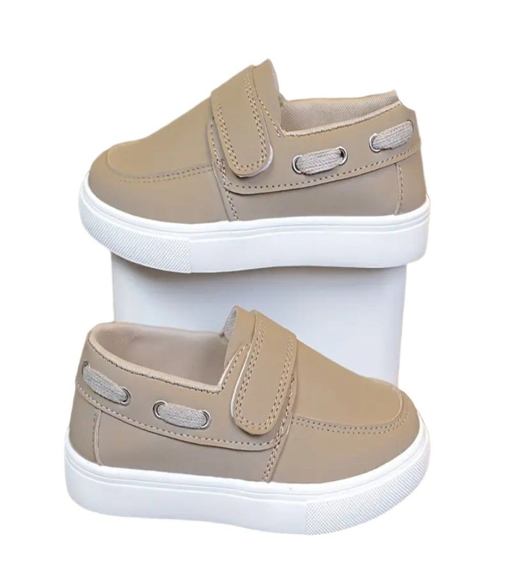 mooie instapper beige pu leder