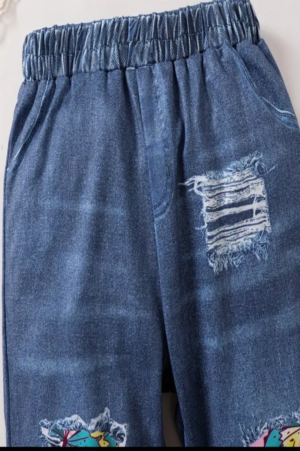 Shirt roze met vlinders en  legging in denimlook ( leuk met de gympjes met glitters)