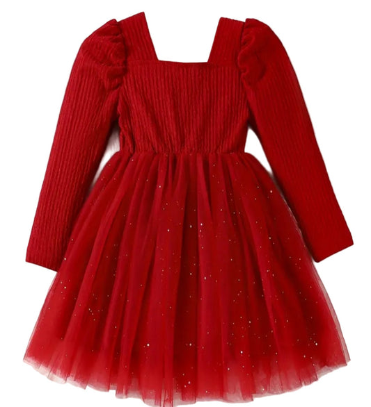 kerstjurk rood bovenlijf met tule rok met zilveren spikkels. Ook in groen leverbaar