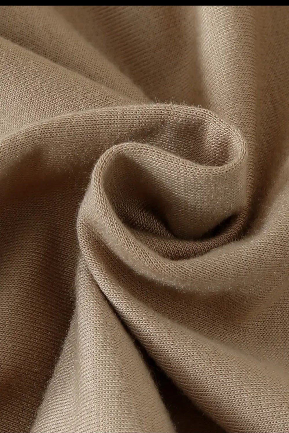 set:" LOS ANGELES". shirt met short in kaki