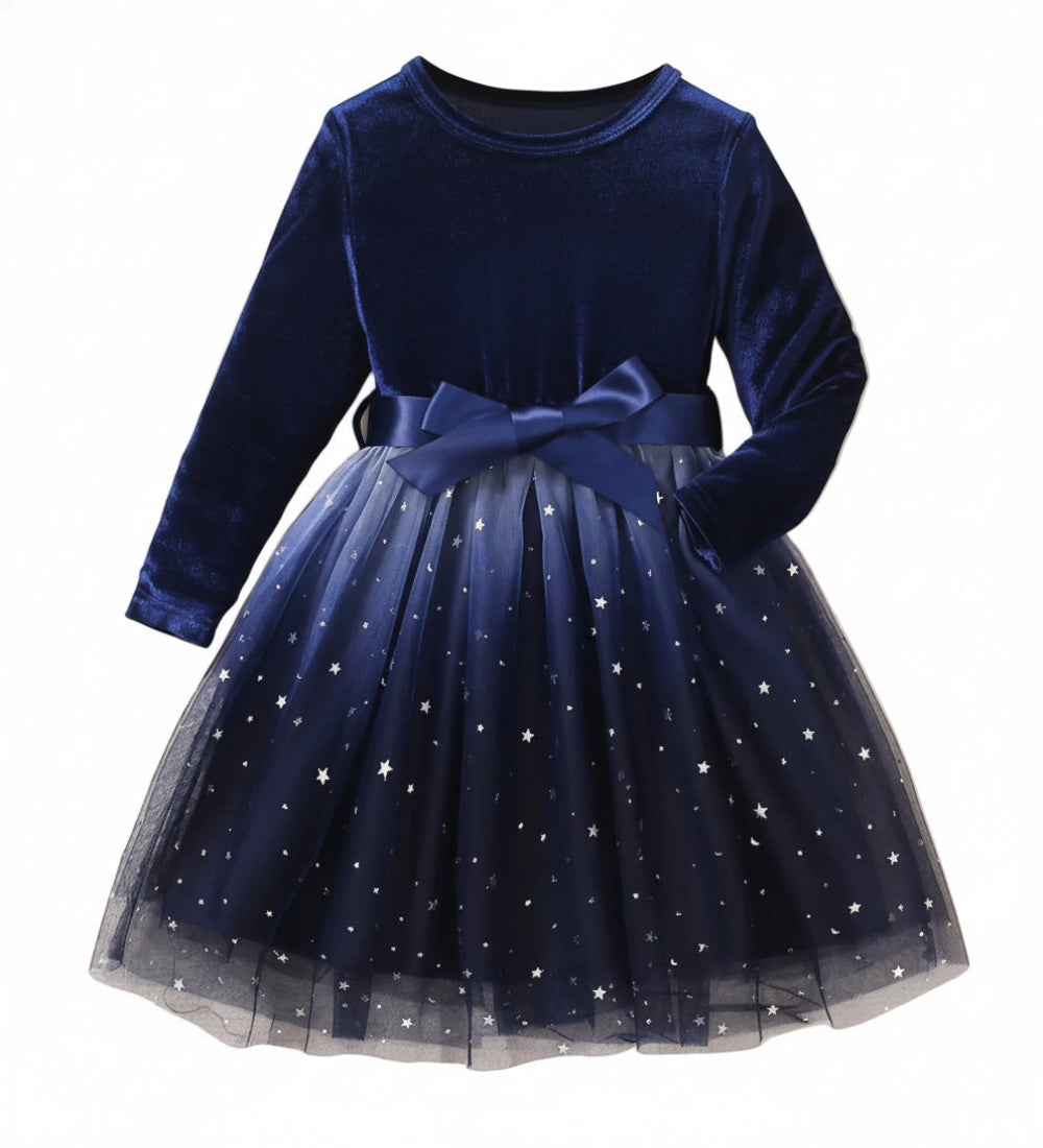 jurk voor Kerst velours met tule rok. Velours bovenzijde en tule rok met spikkels. De rok heeft een kleurverloop van licht naar donker.