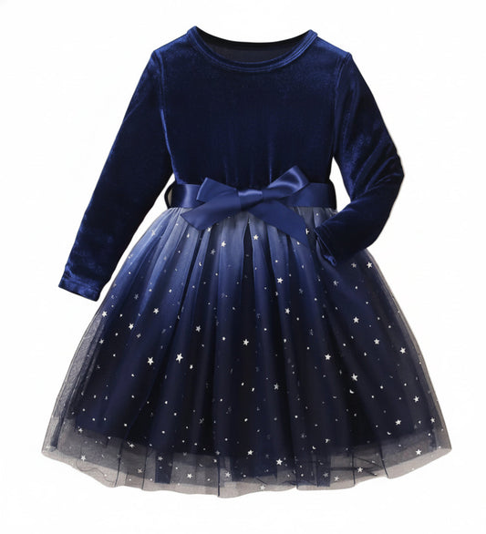 jurk voor Kerst velours met tule rok. Velours bovenzijde en tule rok met spikkels. De rok heeft een kleurverloop van licht naar donker.